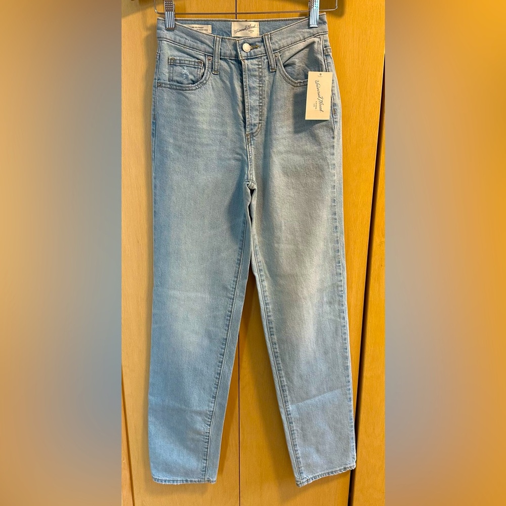 High-Rise 90’s Straight Leg Jeans - NWT